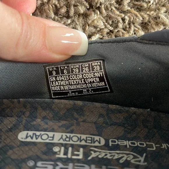 Skechers Relax Fit Air-Cooled Memory Foam - Picture 3 of 10